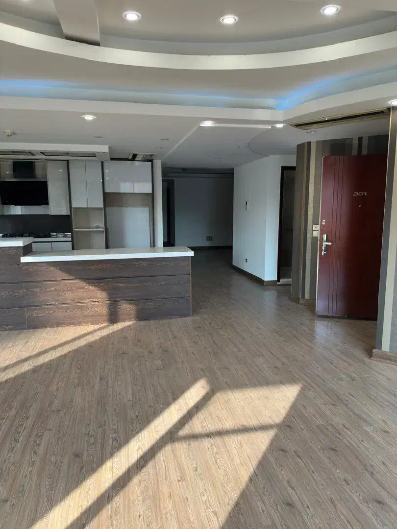 برج باغ ۱۸۰ متری ۳ خواب