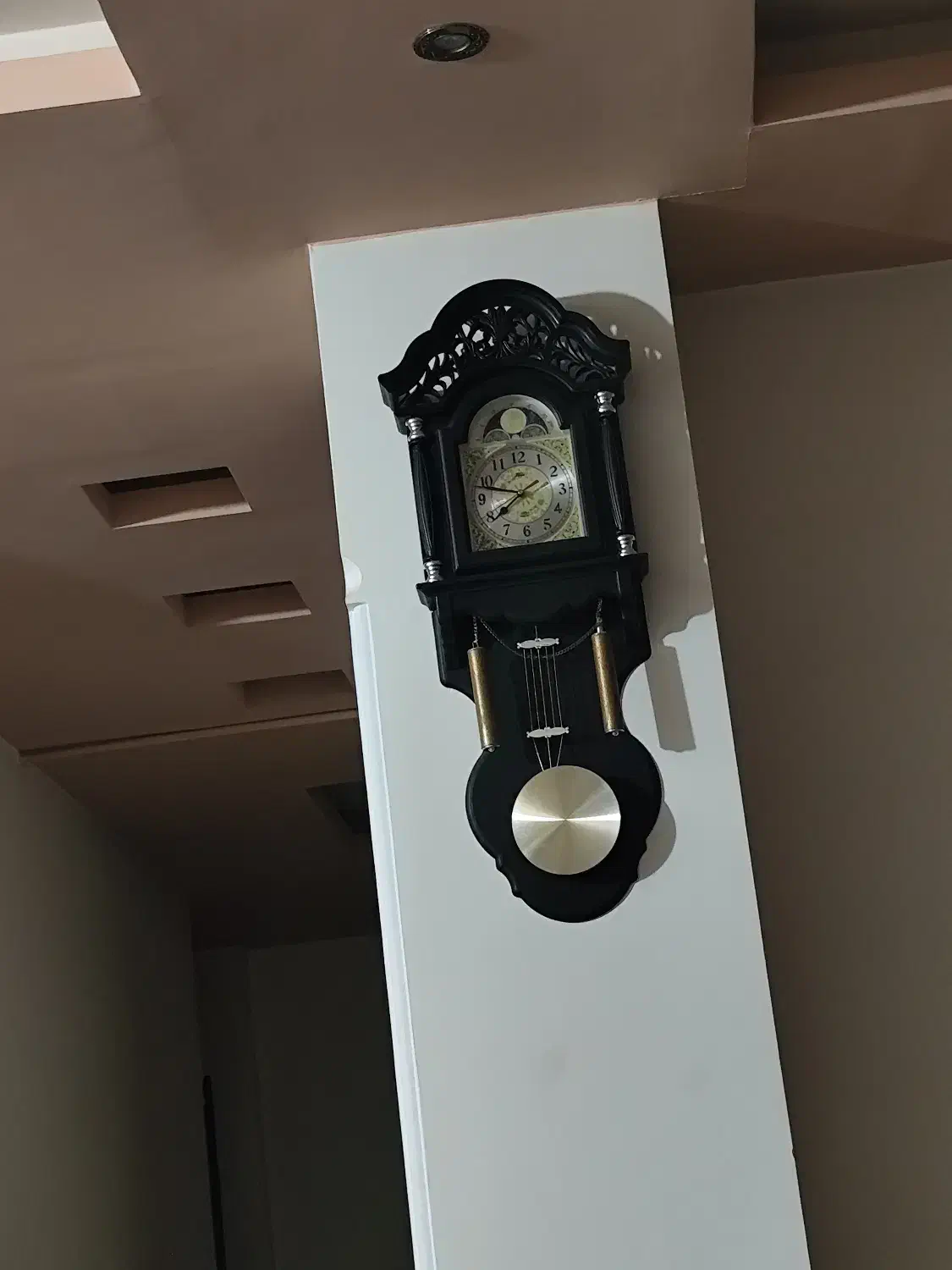 ساعت دیواری درحد نو بدون لک|ساعت دیواری و تزئینی|آمل, |دیوار