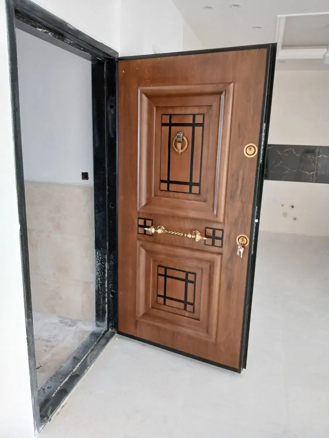 نصاب درب ضدسرقت و ضدحریق و درب چوبی|خدمات پیشه و مهارت|قم, بلوار امین و ساحلی|دیوار