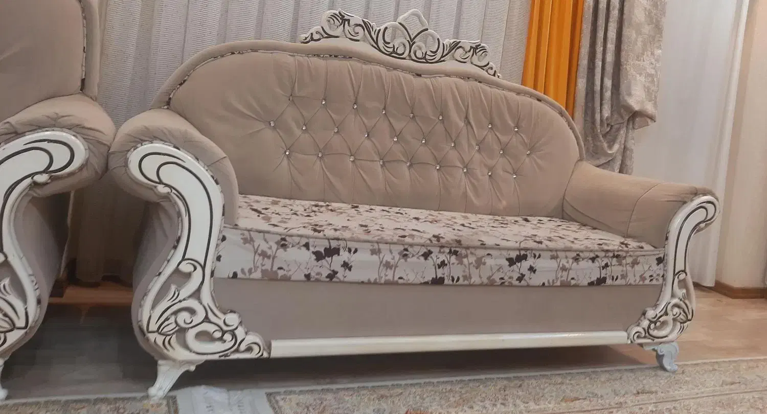 مبل|مبلمان خانگی و میز عسلی|بازرگان, |دیوار