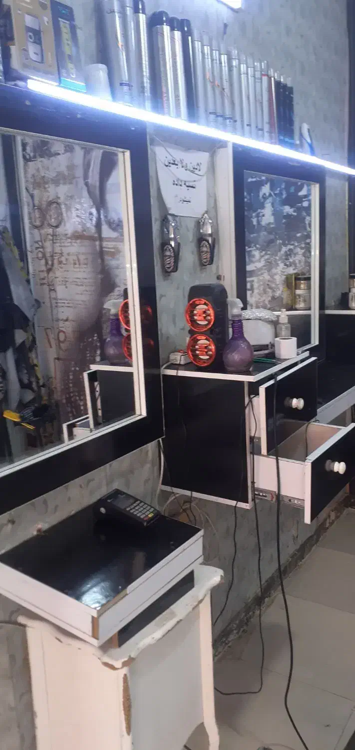 دکور ارایشگاه|آرایشگاه و سالنهای زیبایی|کارون, |دیوار