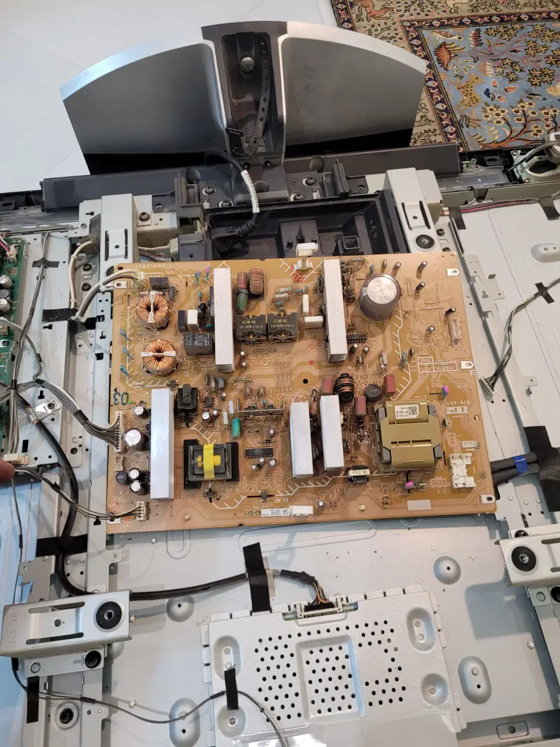 تعمیر انواع برد های الکترونیکی خانگی و صنعتی|خدمات پیشه و مهارت|کرج, گلشهر|دیوار