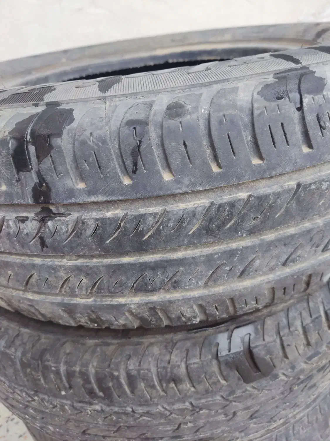 لاستیک پژو۴۰۵وپرشیا|قطعات یدکی و لوازم جانبی|قرچک, مهدیه|دیوار