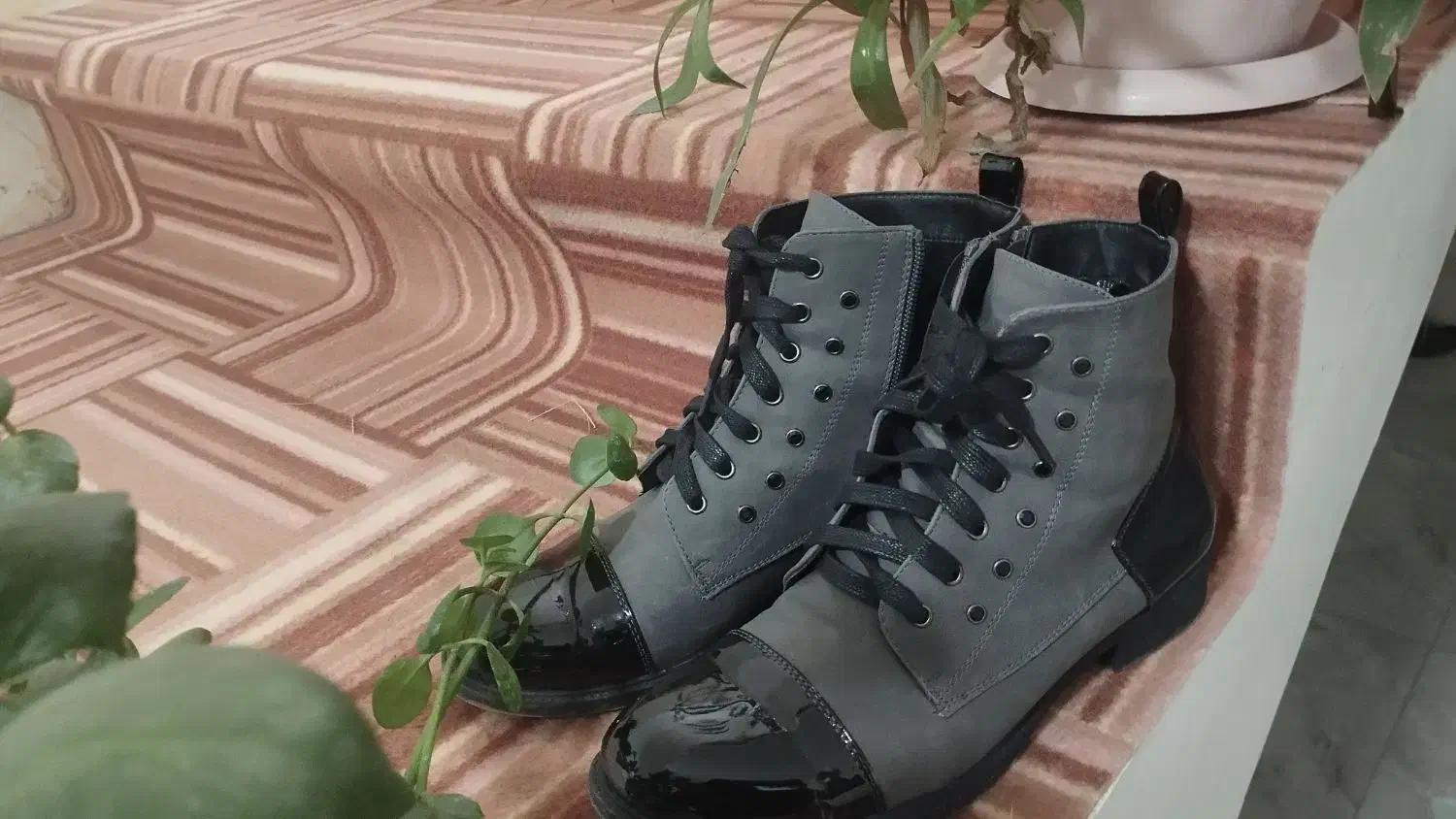 نیم بوت|کیف، کفش، کمربند|خرمآباد, |دیوار