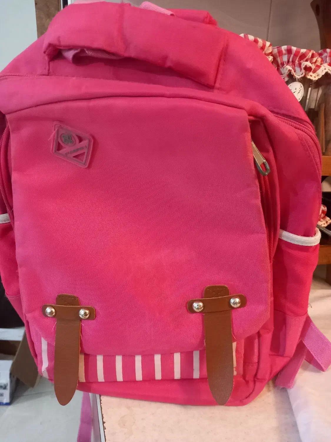 کیف مدرسه جنس عالی|کیف، کفش، کمربند|چهارباغ, |دیوار