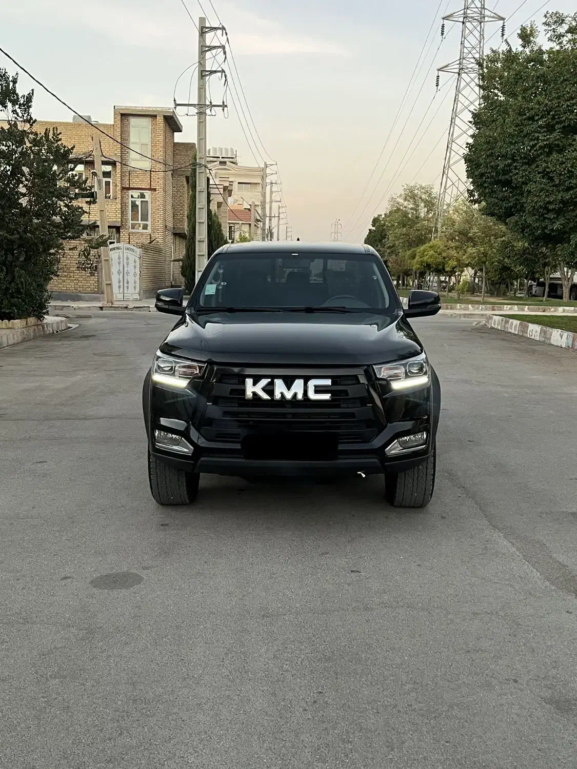 کی ام سی t8 مدل ۱۴۰۲ درحد صفر|خودرو سواری و وانت|شیراز, دروازه قران|دیوار