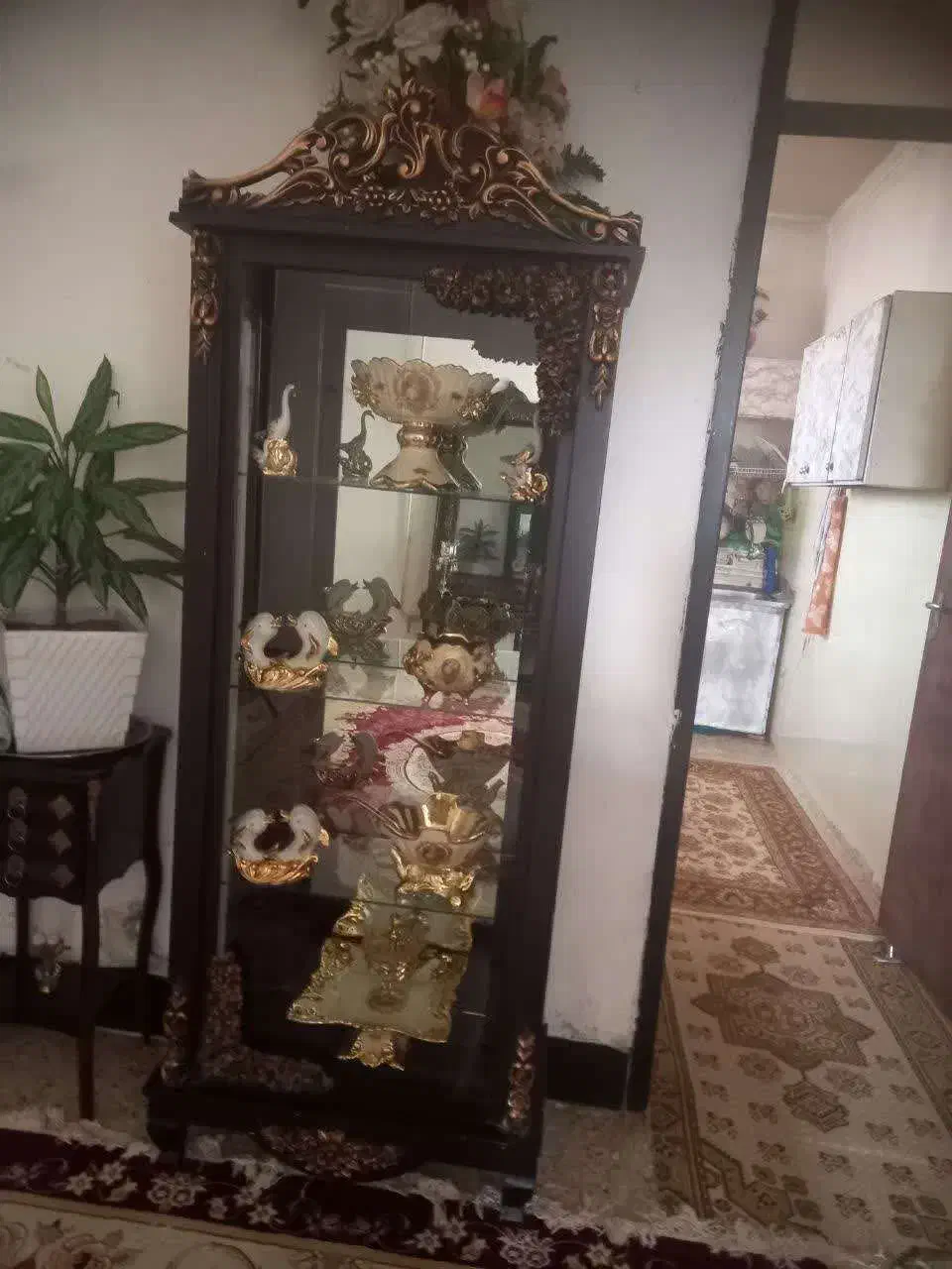 آینه کنسول|بوفه، ویترین، کنسول|صحنه, |دیوار