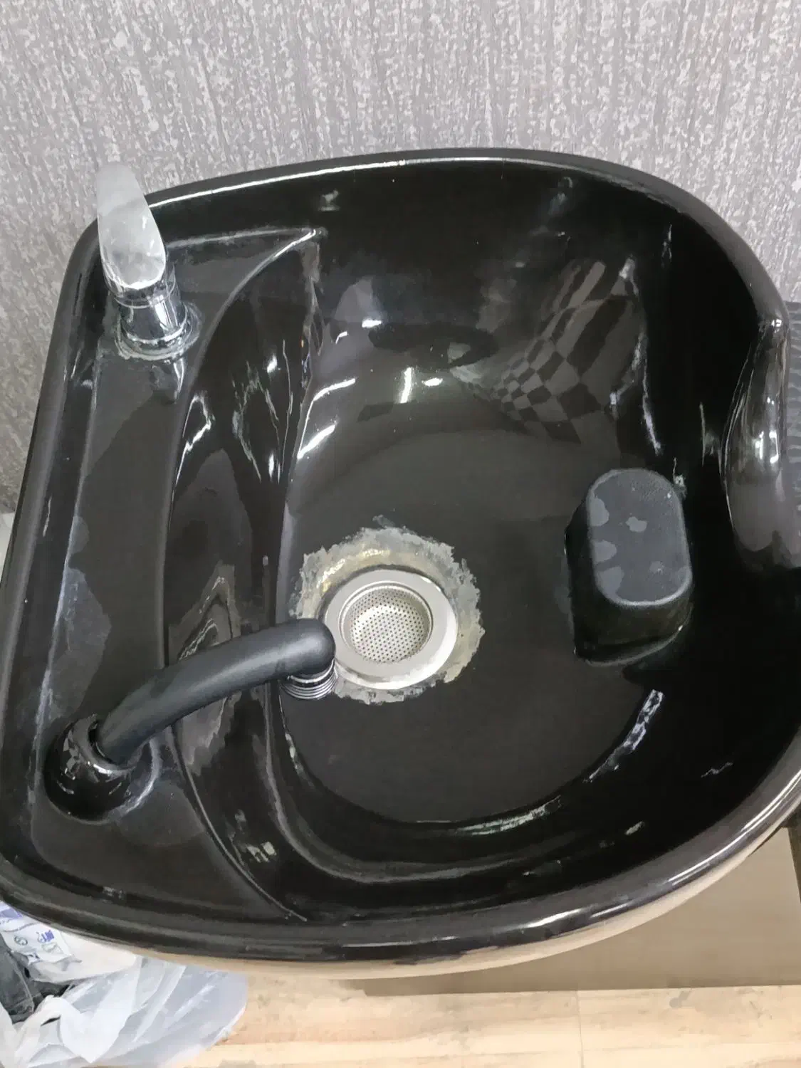 یک عدد سرشور آرایشگاهی راحتی ب ضمانت سالمی|آرایشگاه و سالن‌های زیبایی|پاکدشت, پاکدشت (مامازند)|دیوار