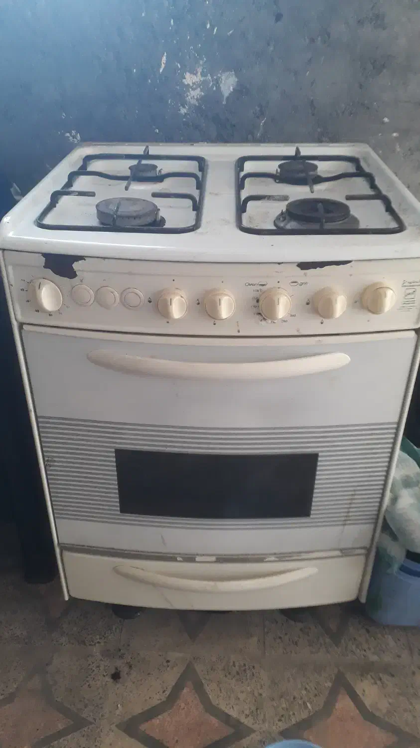 اجاق گاز ۴ شعله سالم|اجاق گاز و لوازم برقی پخت‌وپز|رضوانشهر, |دیوار