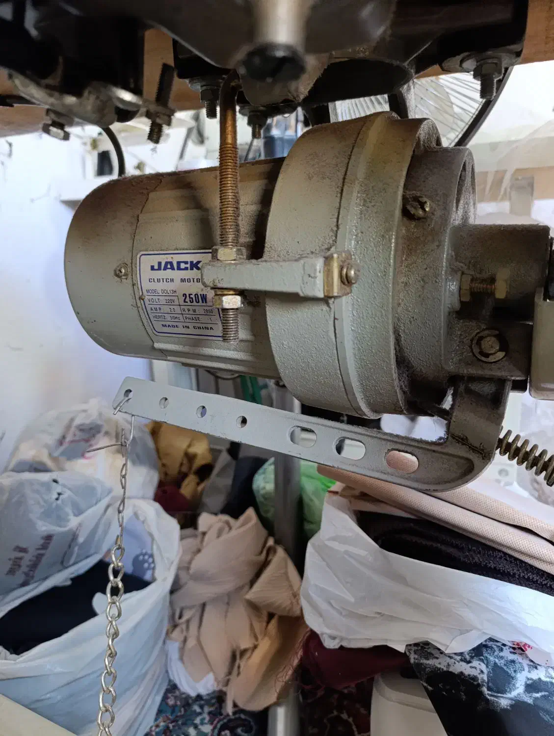 چرخ راسته دوز مدل ZOJE|چرخ خیاطی و ریسندگی|تربت جام, شهید مدرس|دیوار