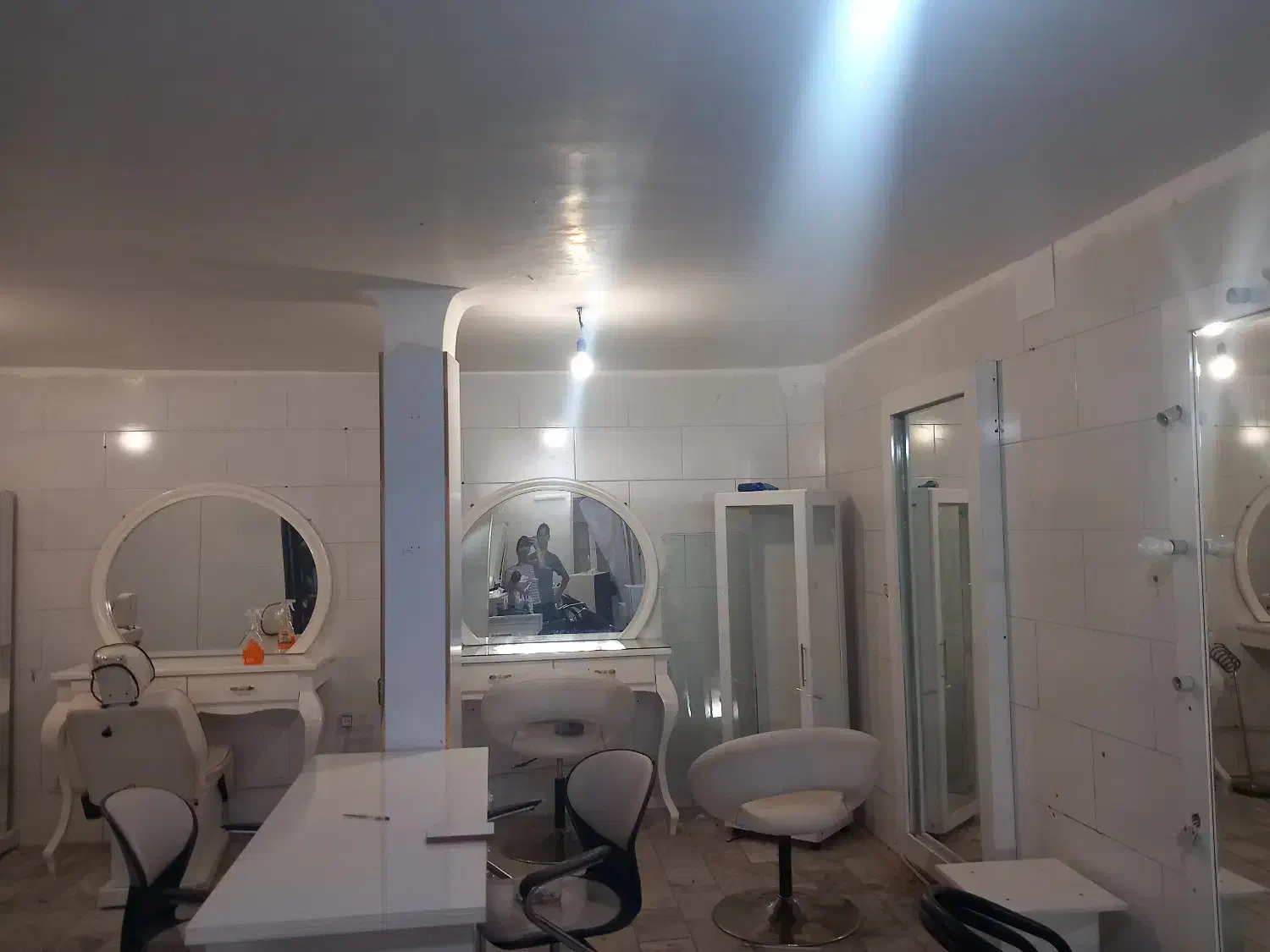 وسایل سالن زیبایی زنانه|آرایشگاه و سالنهای زیبایی|محمدیه-قزوین, |دیوار