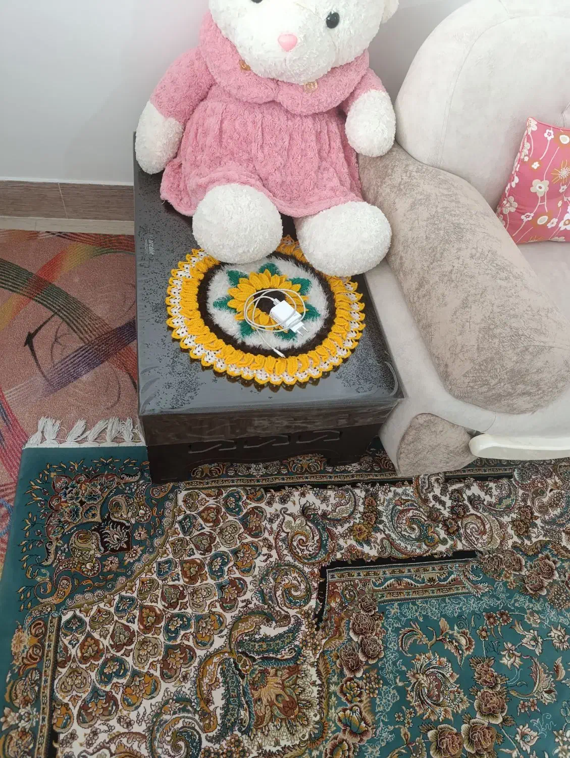 مبلمان|مبلمان خانگی و میز عسلی|کاشمر, |دیوار