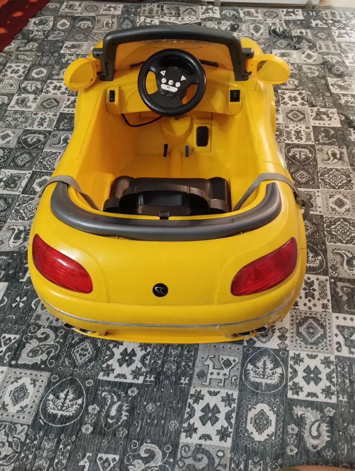 ماشین شارژی|اسباببازی بچه|اراک, |دیوار