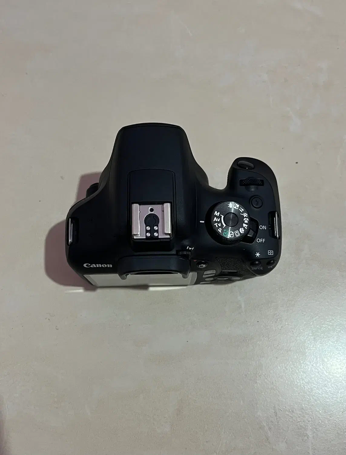 دوربین کنون 2000d|دوربین عکاسی و فیلم‌برداری|اراک, |دیوار