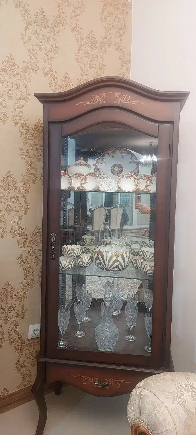 بوفه|بوفه، ویترین، کنسول|جم, |دیوار