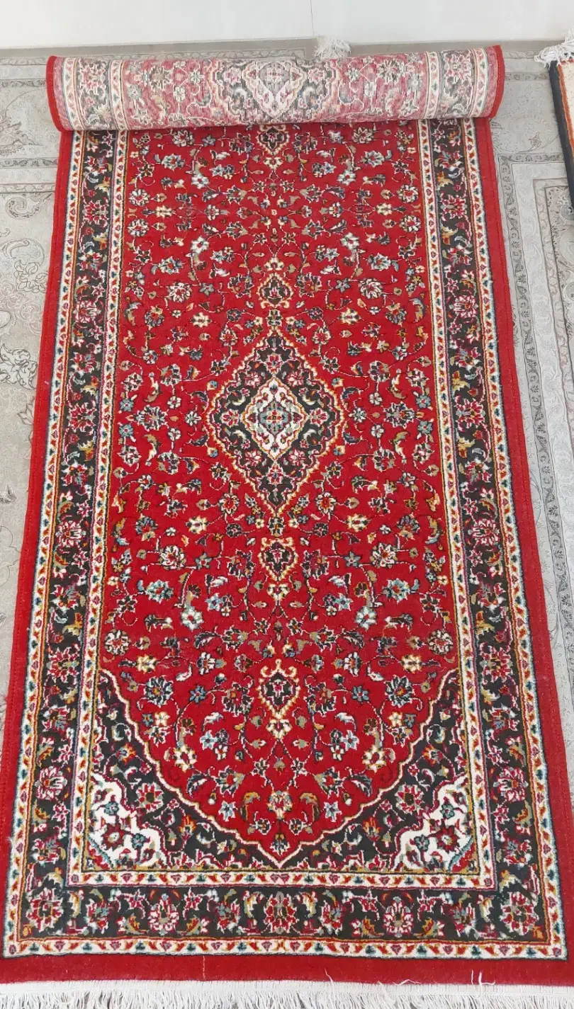 کناره فرشی ۴ متره|فرش|سمنان, |دیوار