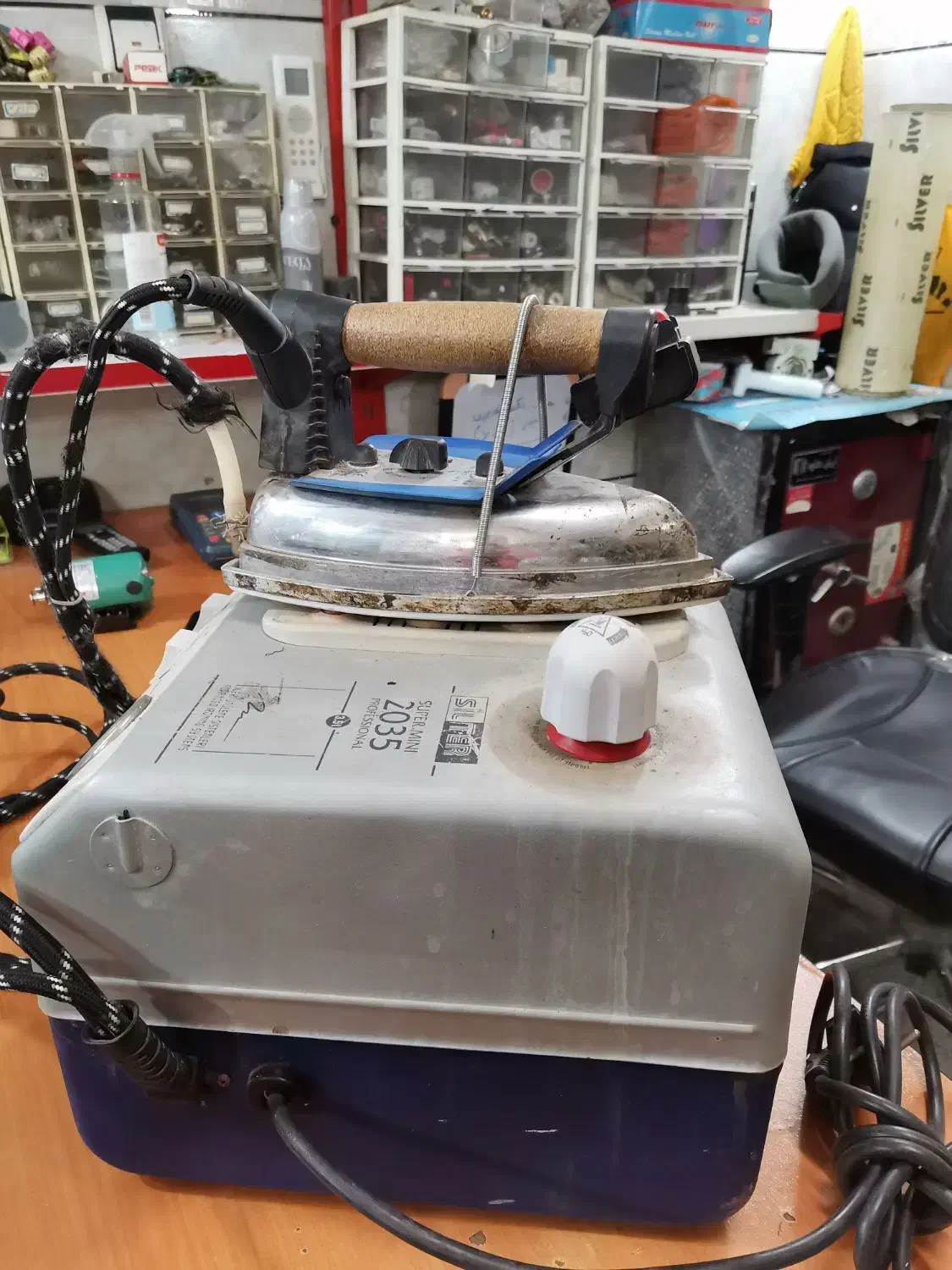 اتو سیلتر ترک، مخزن دار، 3.5 لیتری کارکرد|اتو و لوازم اتو|بهشهر, |دیوار