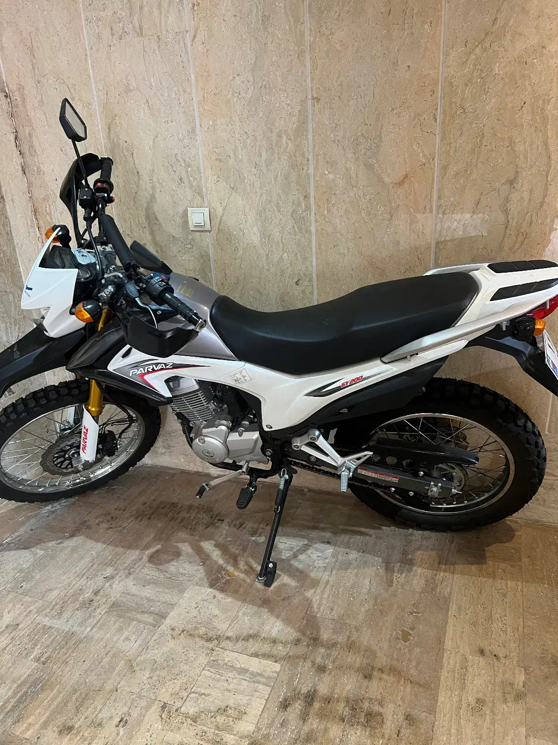 موتور|موتورسیکلت|تهران, درختی|دیوار