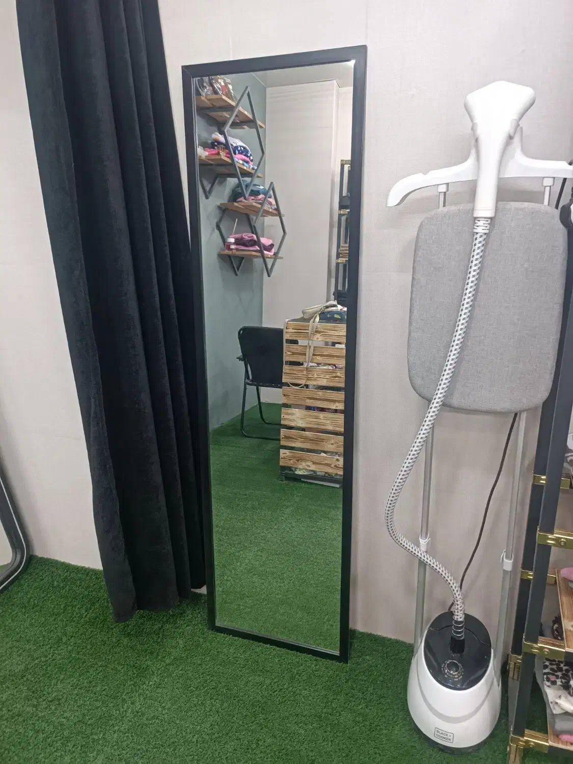 اینه قدی|آینه|پیر بکران, |دیوار