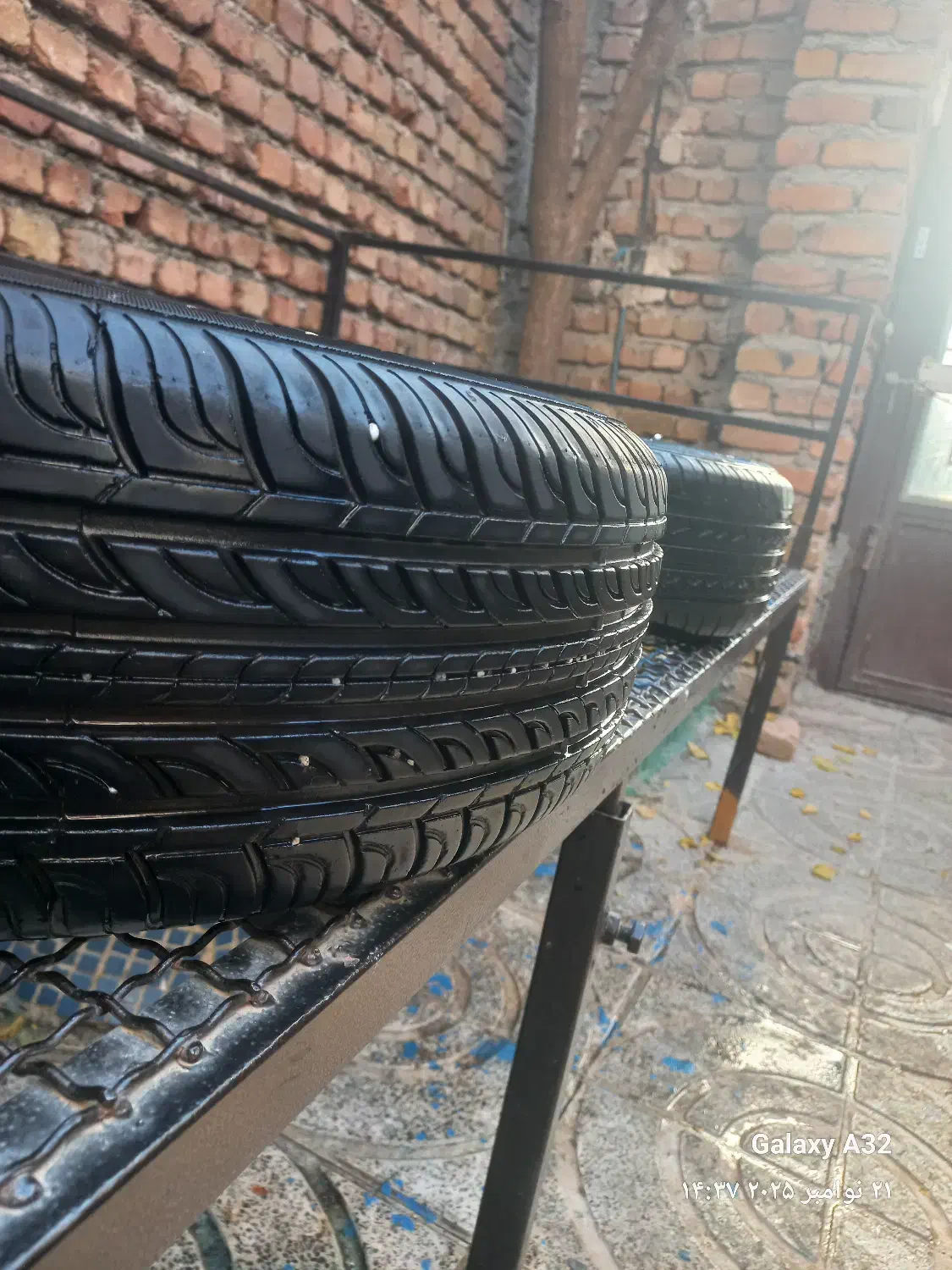 فروش دو جفت لاستیک|قطعات یدکی و لوازم جانبی|دورود, |دیوار