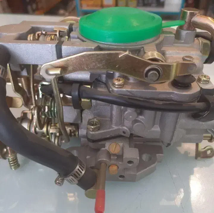 کاربراتور دلکو پراید نیسان مزدا تویوتا پاترول پاژن|قطعات یدکی و لوازم جانبی|مشهد, راهنمایی|دیوار