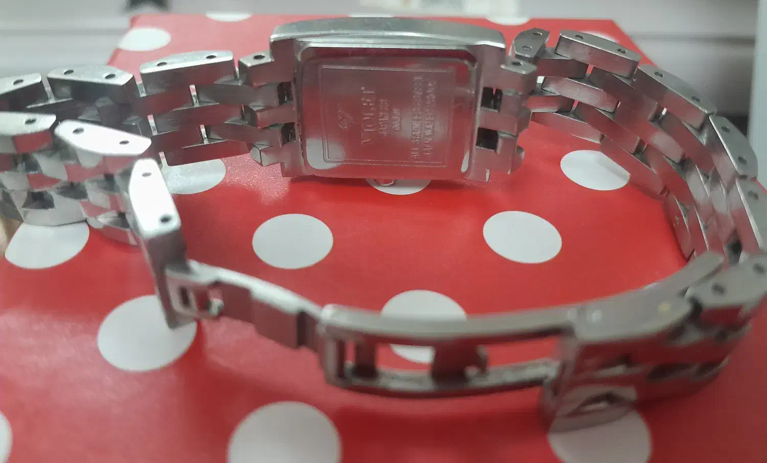 دو عدد ساعت مچی زنانه|ساعت|تهران, قناتکوثر|دیوار