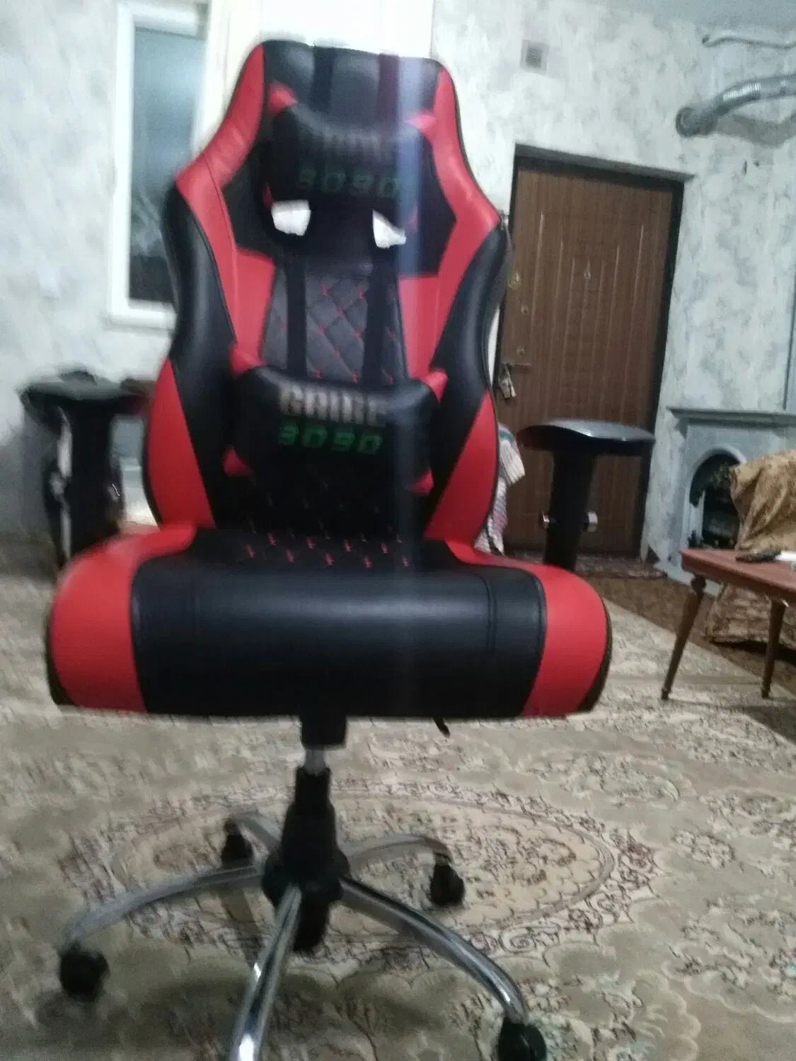 صندلی|میز تحریر و کامپیوتر|آستارا, |دیوار