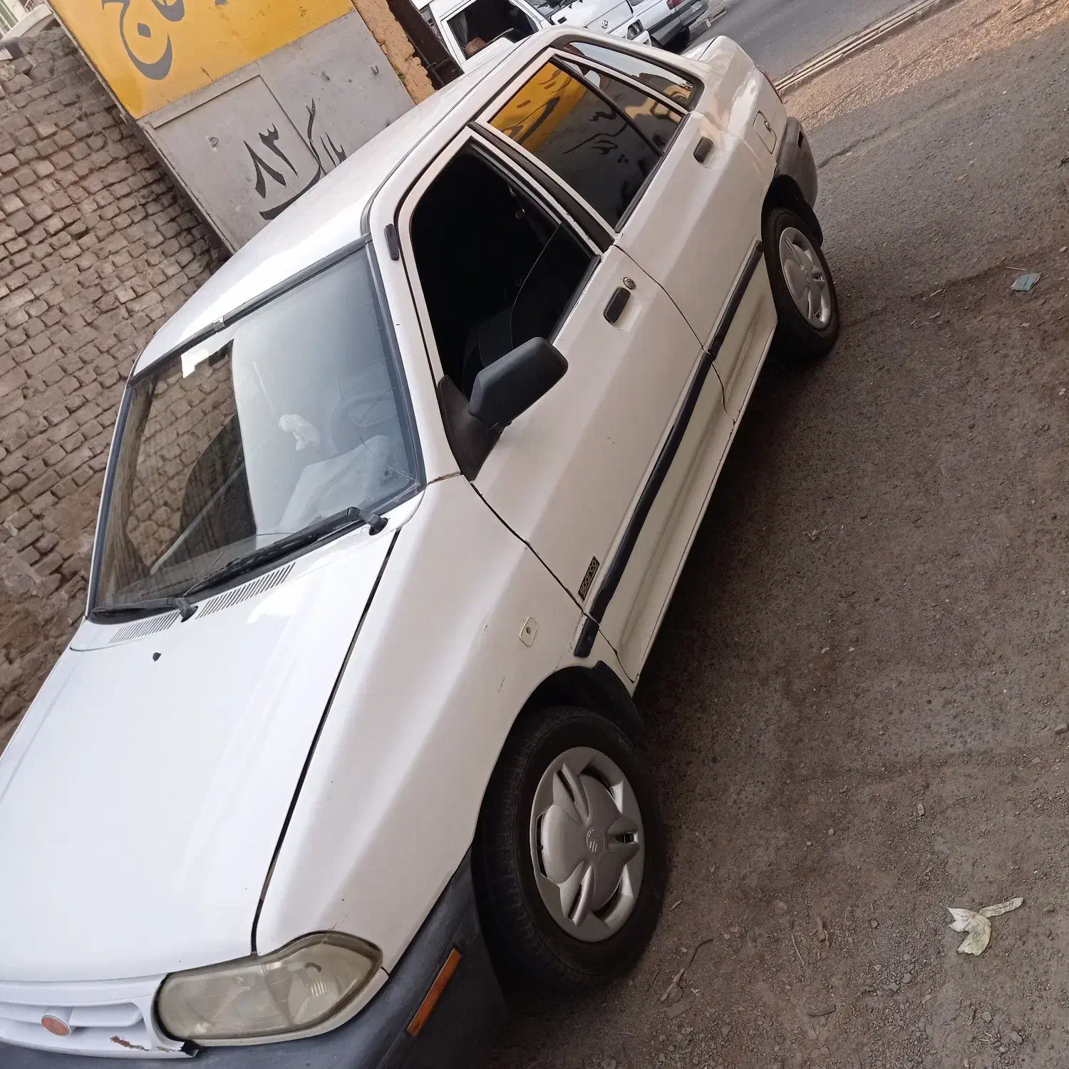 پراید صندوق دار کاربرات مدل 83|خودرو سواری و وانت|تهران, شهرک فردوس (حسینی)|دیوار