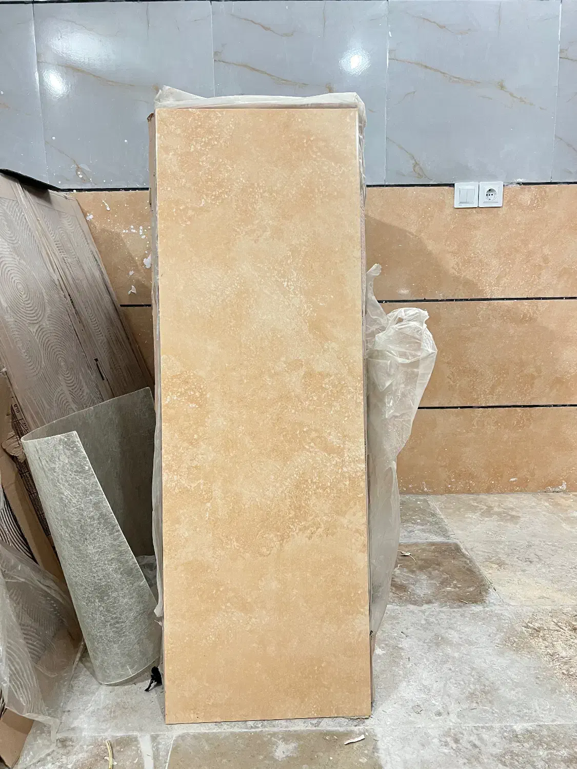 کاشی|مصالح و تجهیزات ساختمان|بروجرد, |دیوار