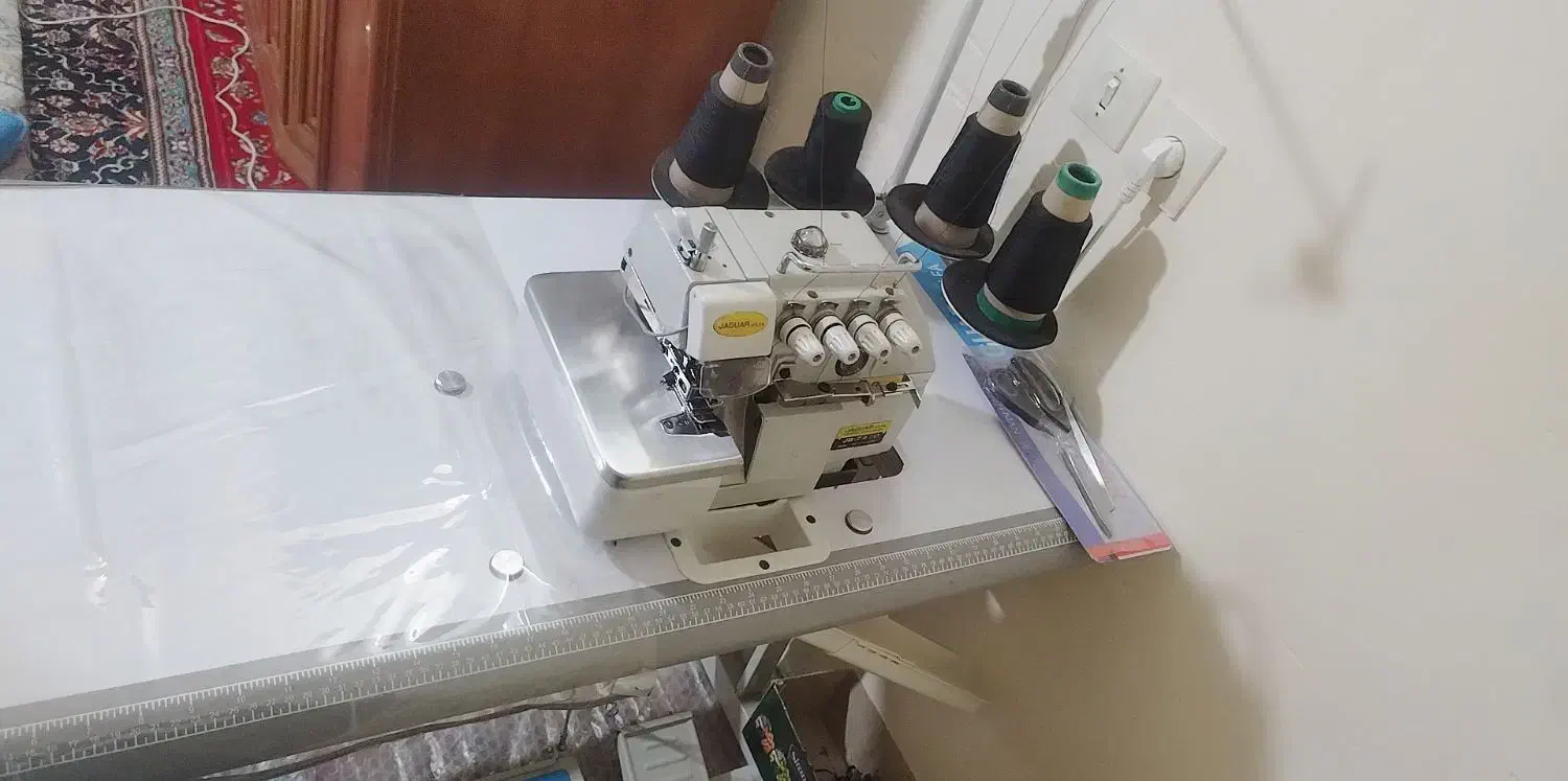 چرخ سردوز چهار نخ جکوار|چرخ خیاطی و ریسندگی|سبزوار, قلعه‌نو دهزار|دیوار