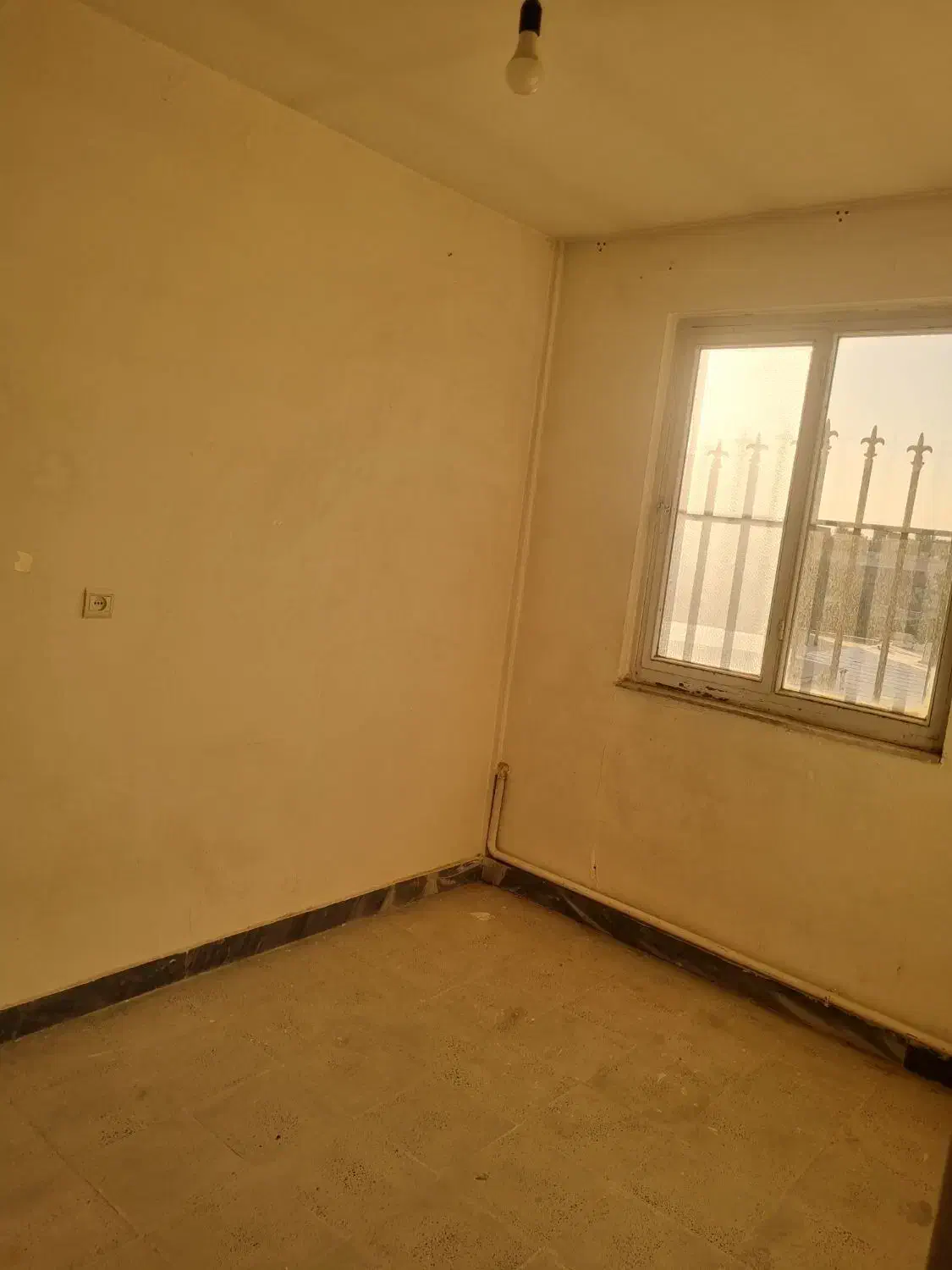 واحد۱۰۰ متری درگلستان ۱۴|اجارهٔ آپارتمان|نظرآباد, صالح آباد|دیوار