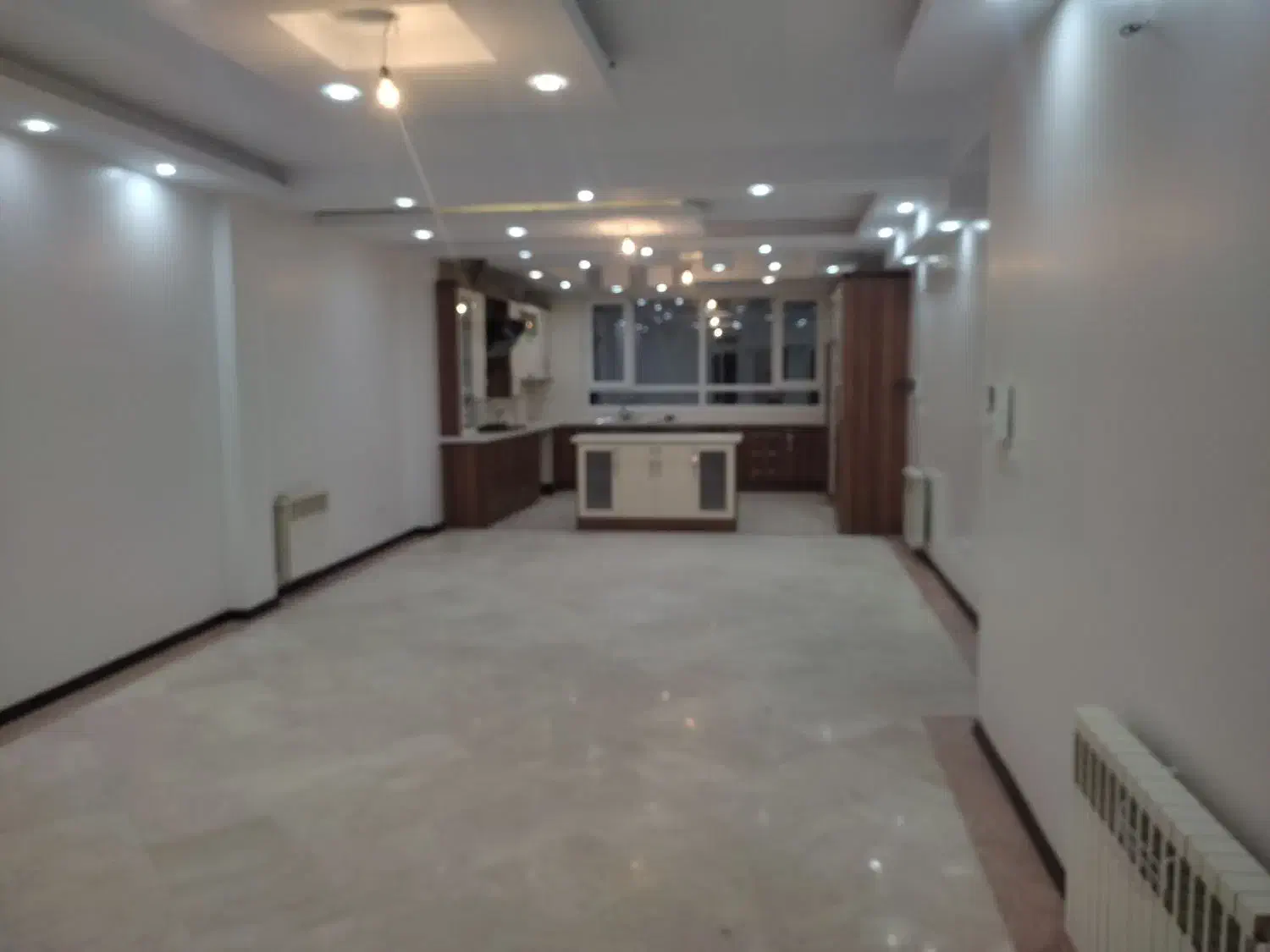 102 متر 8 ساله فول ، فرعی دنج طاهری تهرانپارس