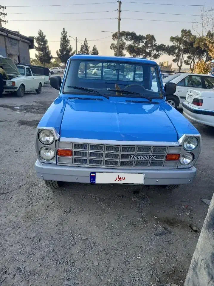 وانت نیسان مدل ۹۸ تکسوز|خودرو سواری و وانت|نسیم‌شهر, |دیوار