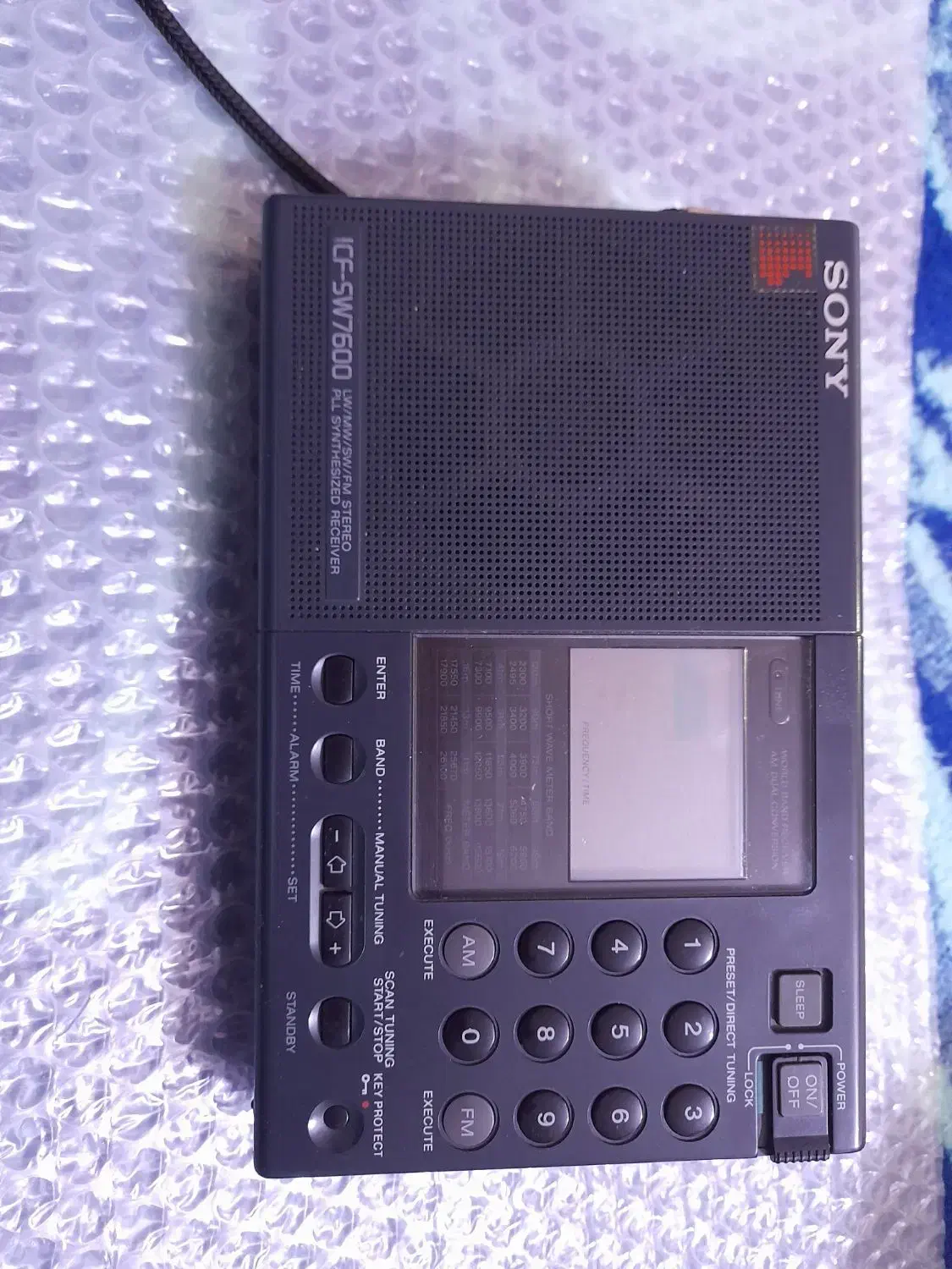 رادیو سونی ۷۶۰۰ ژاپن اصلی|کلکسیون اشیاء عتیقه|سنندج, |دیوار