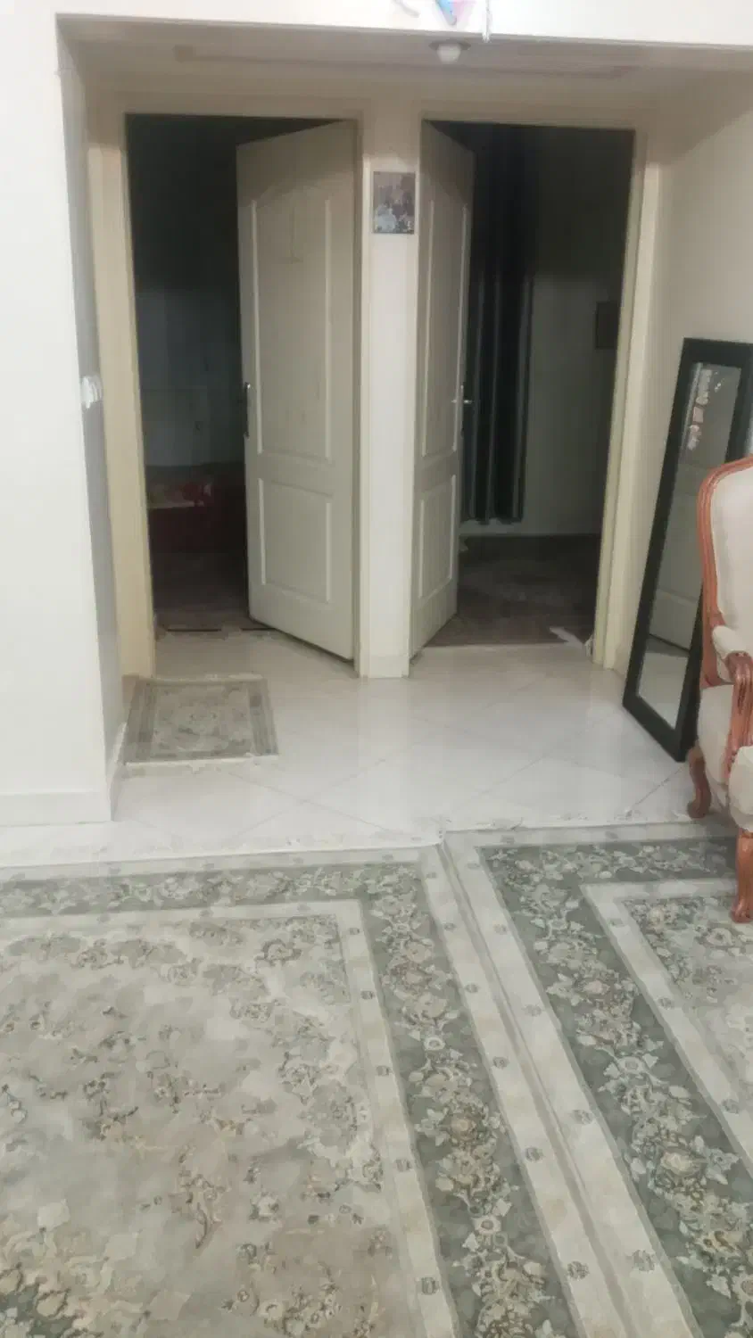 آپارتمان تک واحدی ۲ خوابه افسریه شمالی