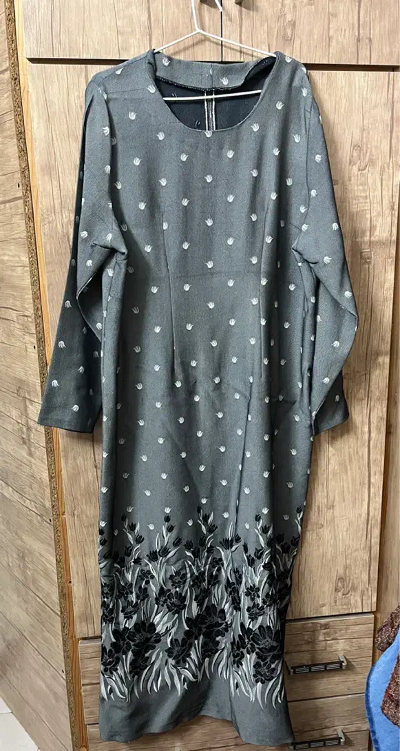 تعدادی لباس شیک به قیمت مناسب|لباس|بابل, |دیوار