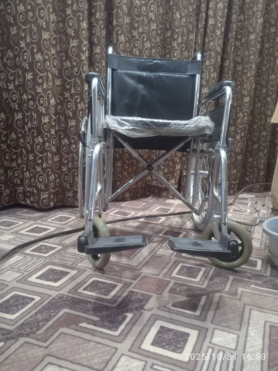 ویلچر دوکاره میز دار حمامی|آرایشی، بهداشتی، درمانی|هندیجان, |دیوار