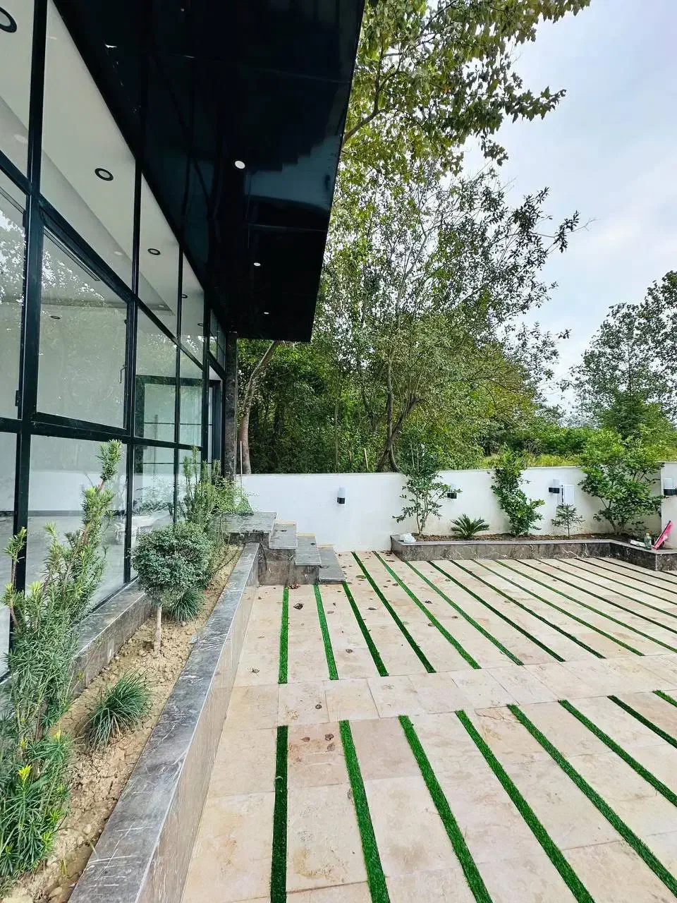 الماس ویلافلت/پلاک۱جنگل۱۷۰م مدارک کامل/شهرکی/تهاتر|فروش خانه و ویلا|ایزدشهر, |دیوار