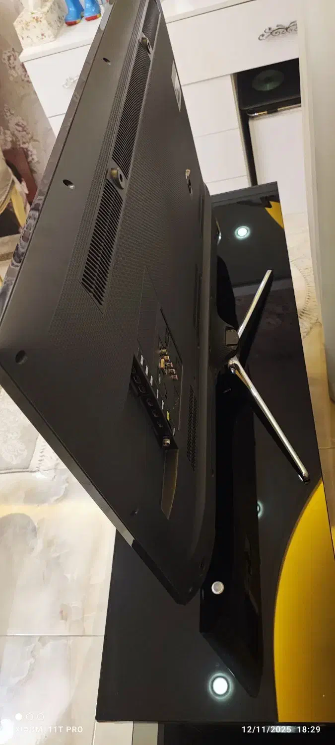 تلویزیون و میز تی وی|تلویزیون و پروژکتور|تبریز, |دیوار