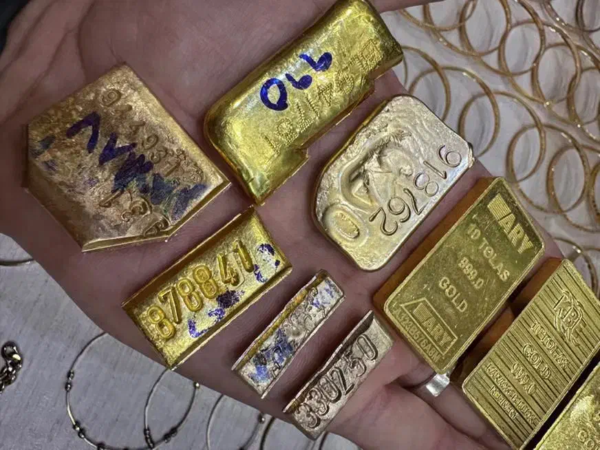 شمش نقره و طلا|جواهرات|بروجرد, |دیوار