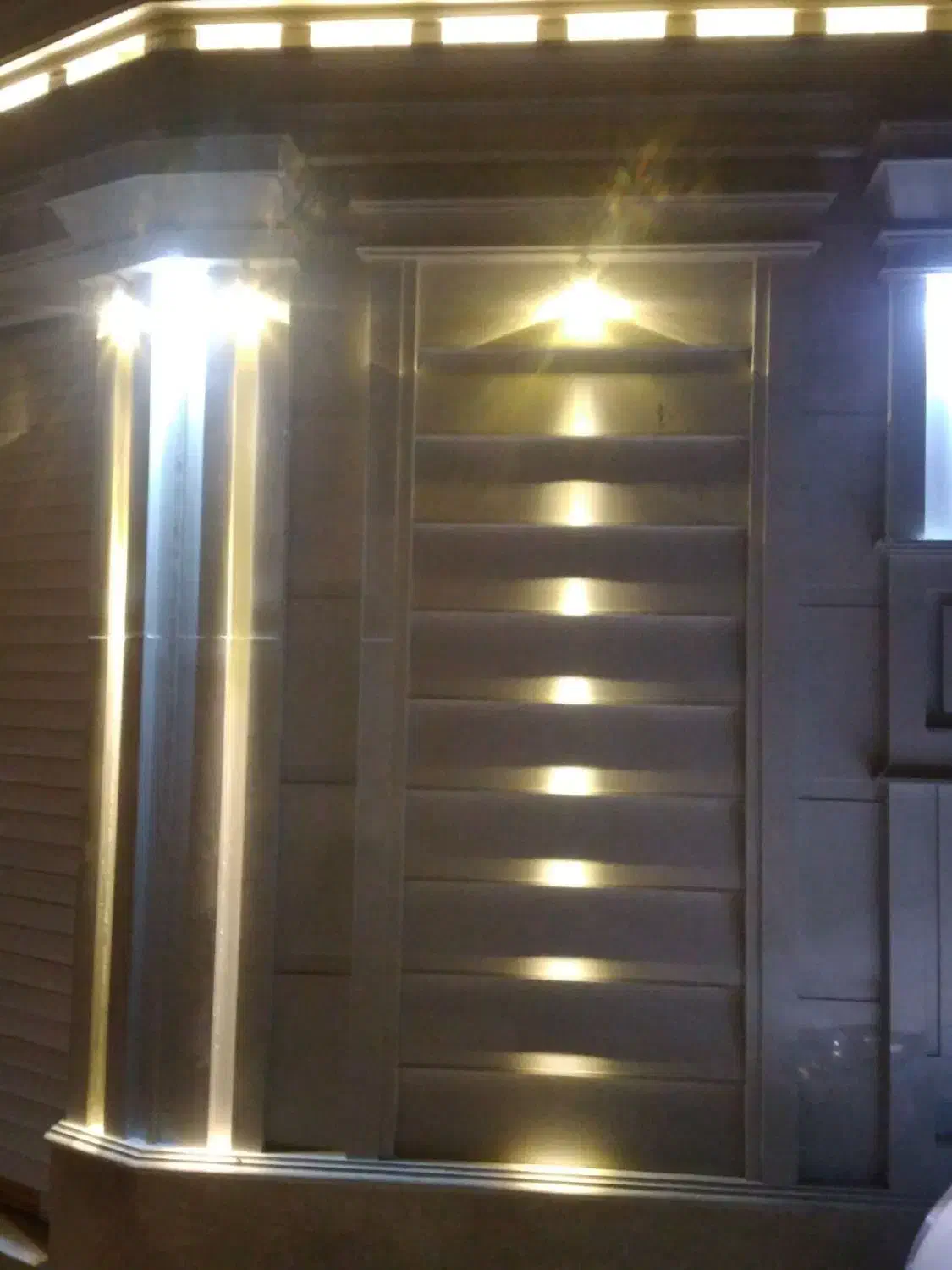 اجرای تخصصی انواع کاشیکاری نما کاری سنگ کاری|خدمات پیشه و مهارت|همدان, |دیوار