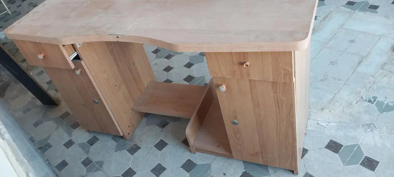 کالا فروشی|میز تحریر و کامپیوتر|اسفراین, |دیوار