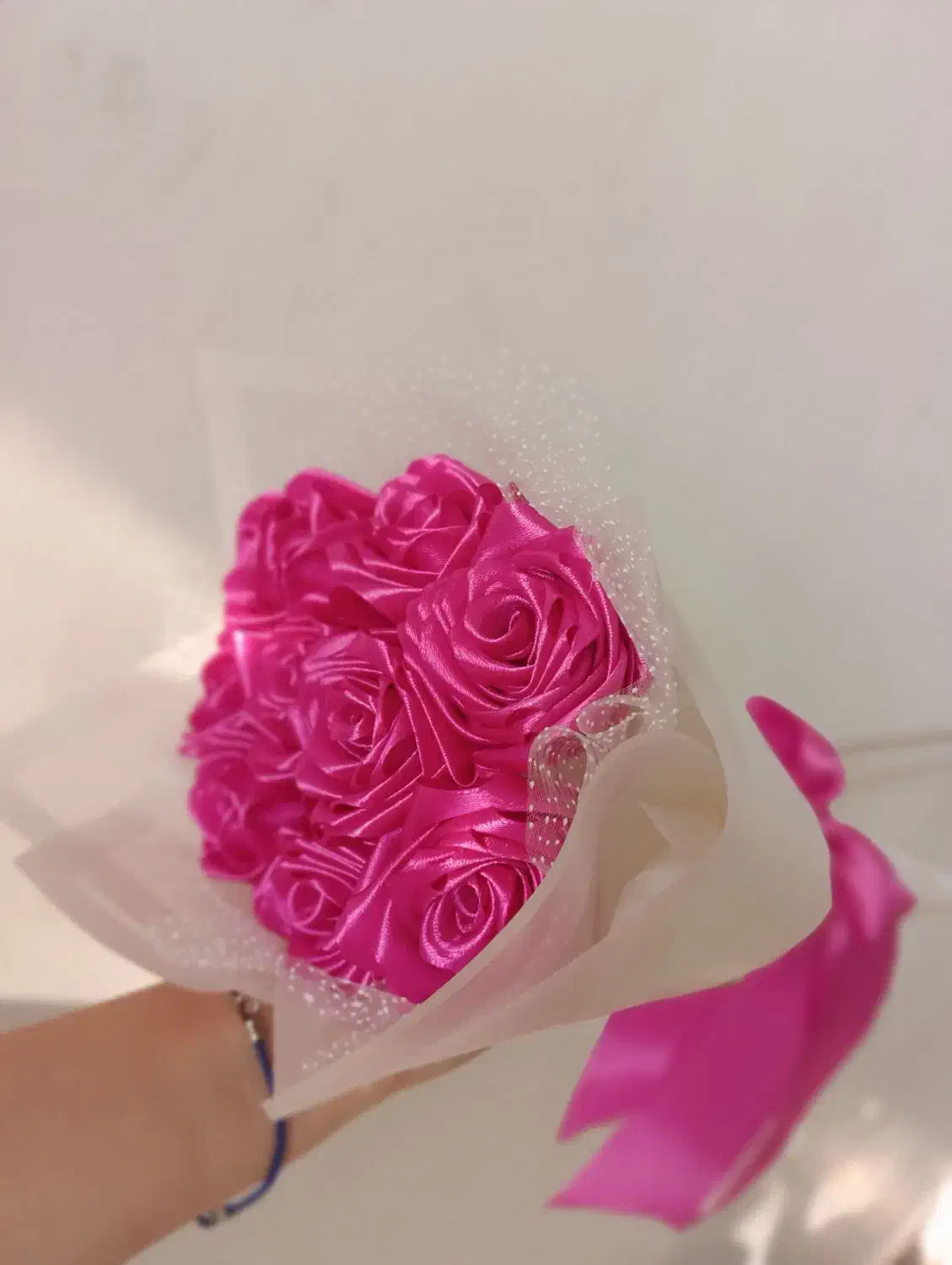 گل روبانی هدیه جاودان|گل مصنوعی|رامسر, |دیوار