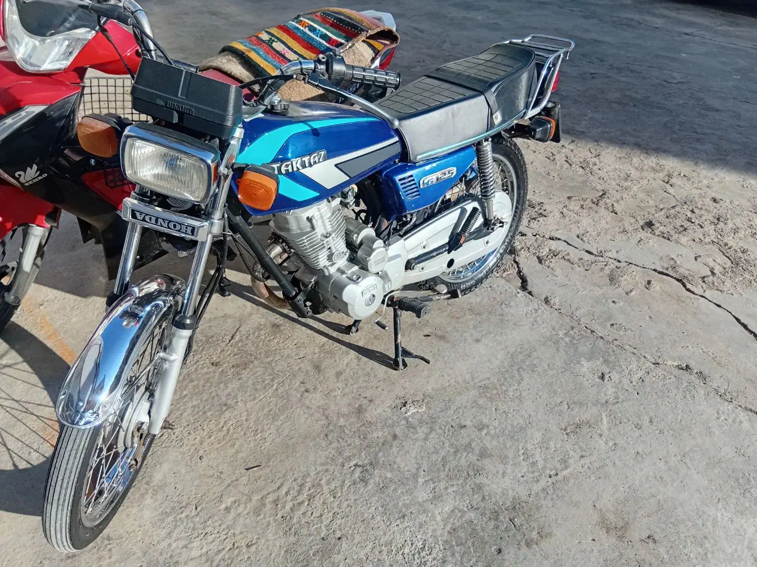 موتورسیکلت ۱۲۵ آرمین ( وحشیه یکی لازمه اهلیش کنه)|موتورسیکلت|گنبد کاووس, |دیوار