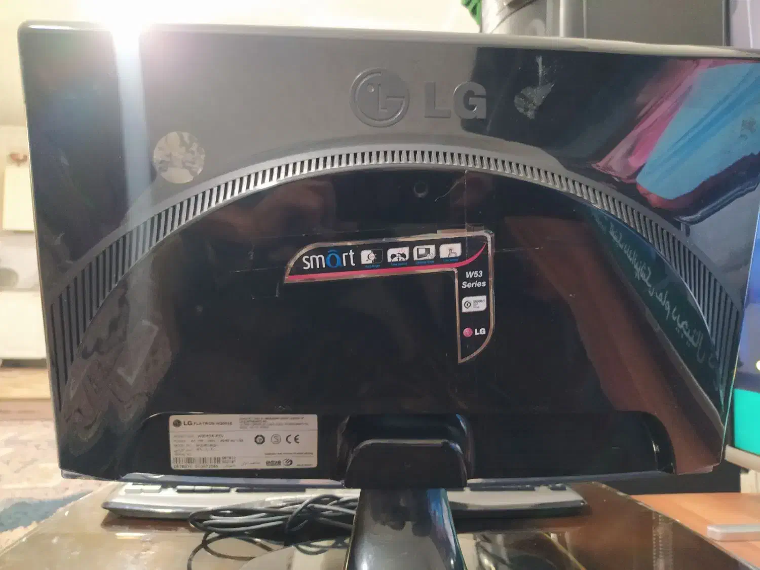 مانیتور ال‌جی ۱۹ اینج لمسی سالم|قطعات و لوازم جانبی رایانه|زنجان, |دیوار