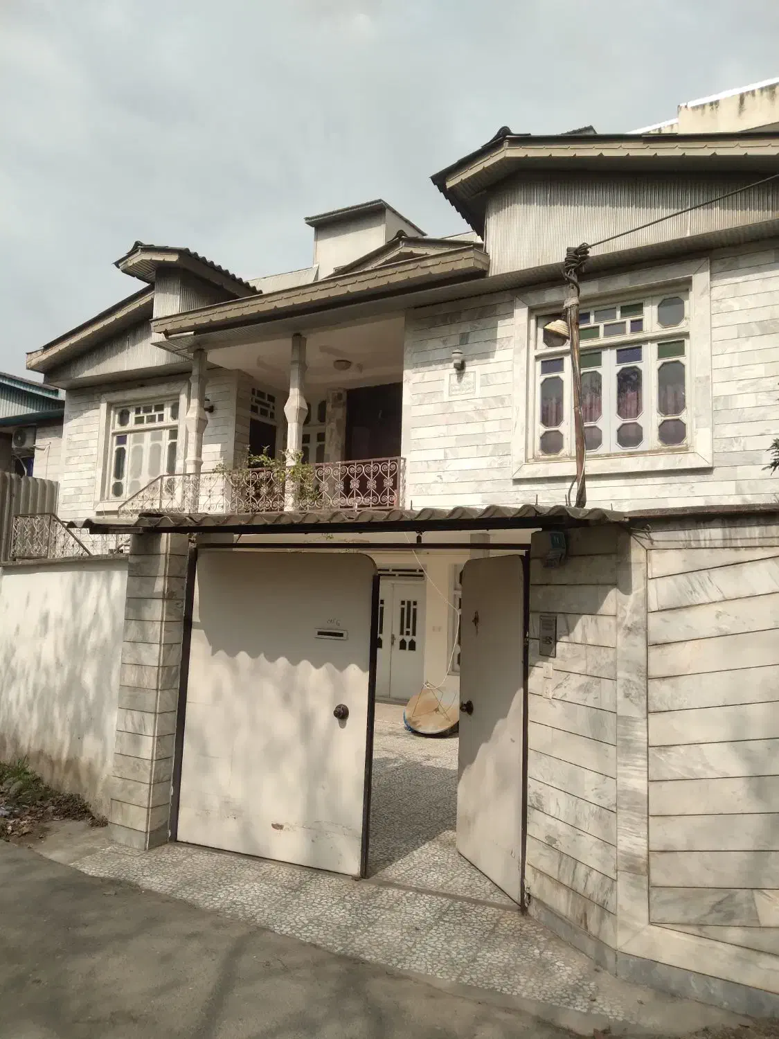 فروش ملک واقع در خیابان هراز آفتاب ۷۰|فروش خانه و ویلا|آمل, |دیوار