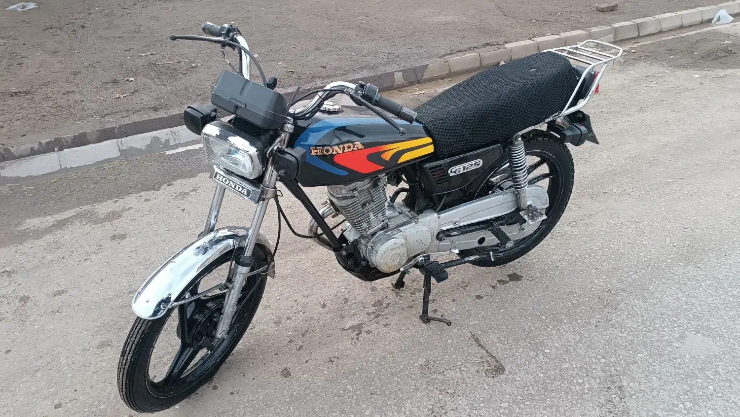 متور|موتورسیکلت|نیشابور, بزرگمهر|دیوار