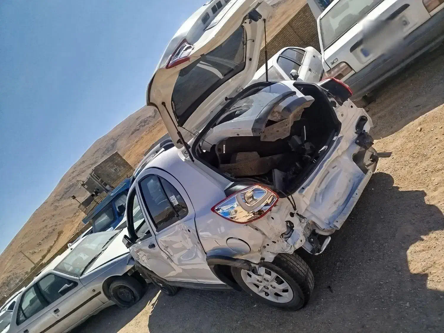 ماشین تصادفی|خودرو سواری و وانت|تهران, شهرک امیرالمومنین|دیوار