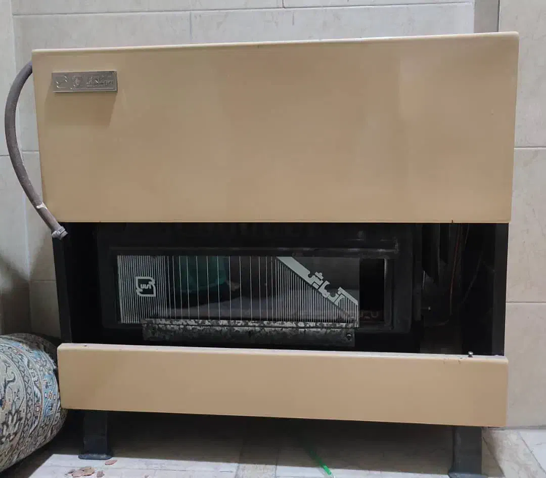 بخاری  گازی سالم قدیمی|بخاری، هیتر، شومینه|تهران, جی|دیوار