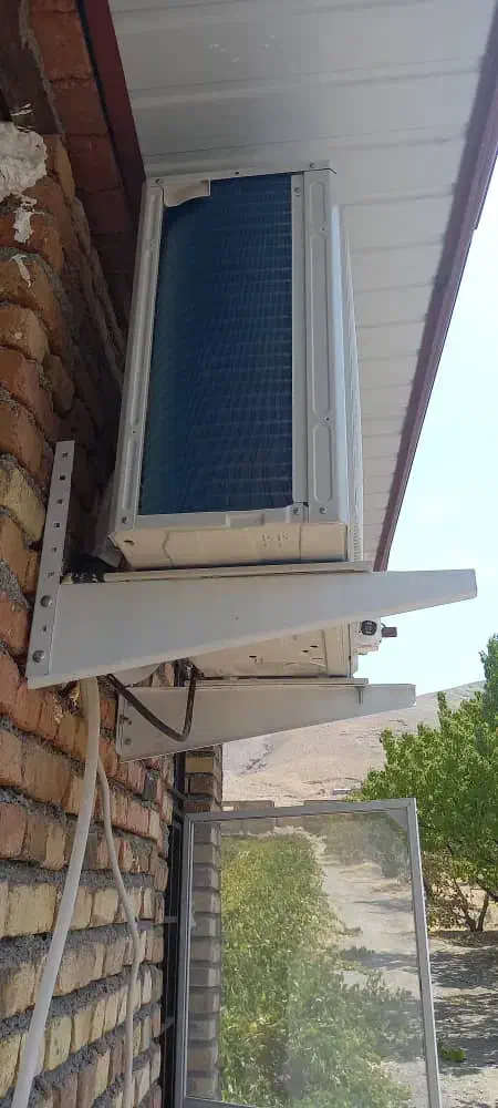 نصب کولر گازی اسپیلت ولوله مسی زیر کار|خدمات پیشه و مهارت|کنگاور, |دیوار